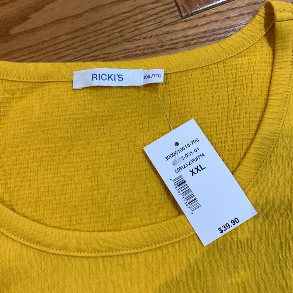 💛2/$20 Bold mustard yellow cotton top Ricki’s XXL - Picture 2 of 9